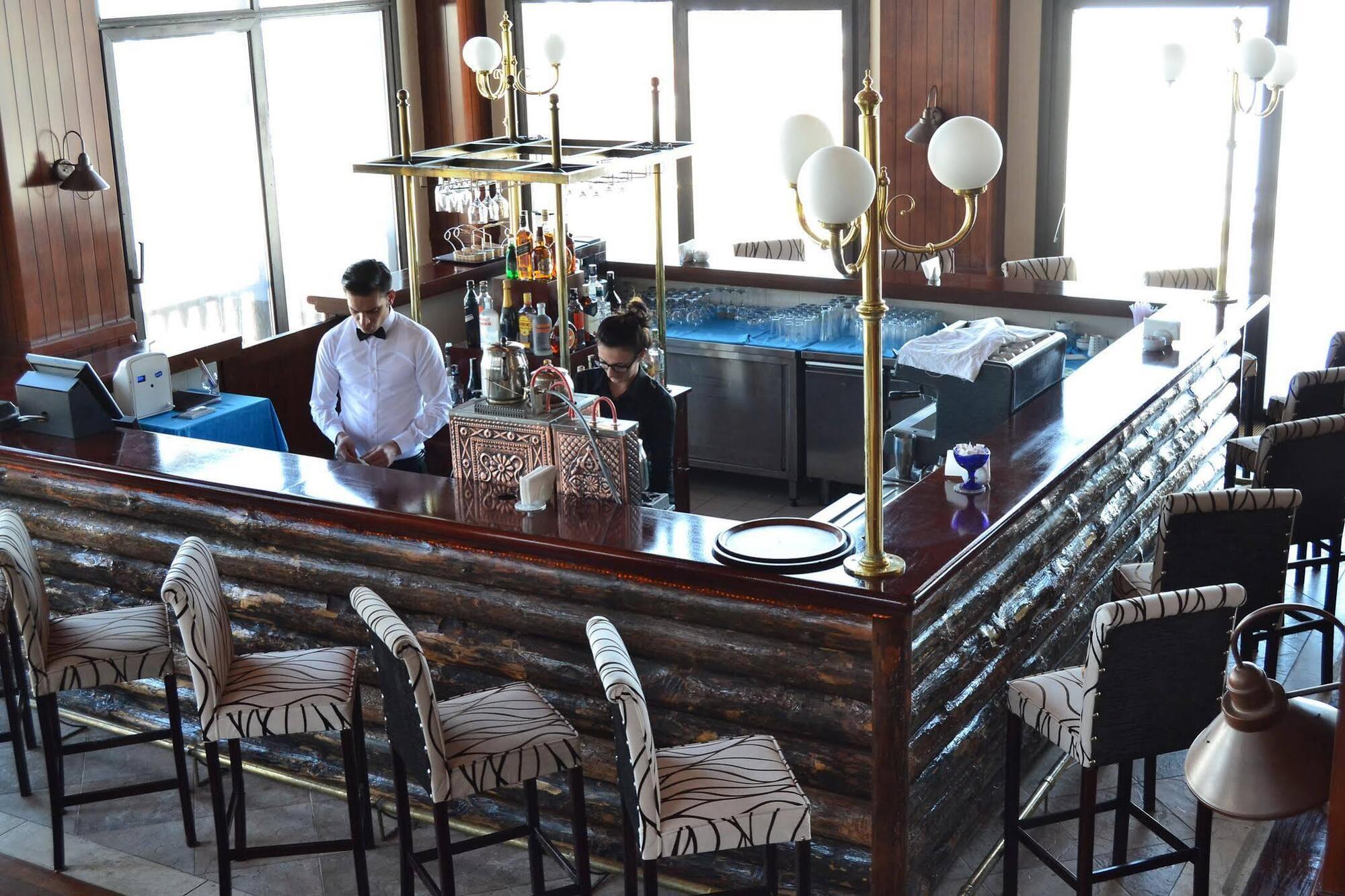 Ekinata Grand Toprak Hotel Sarikamis ภายนอก รูปภาพ